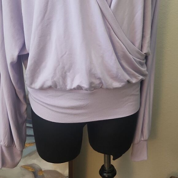 Express Batwing Top   - Picture 3 of 10